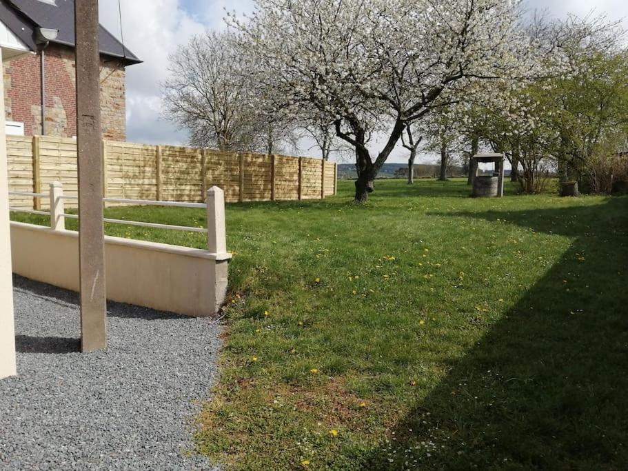 Villa Le Tiluce Les Monts d'Aunay Esterno foto